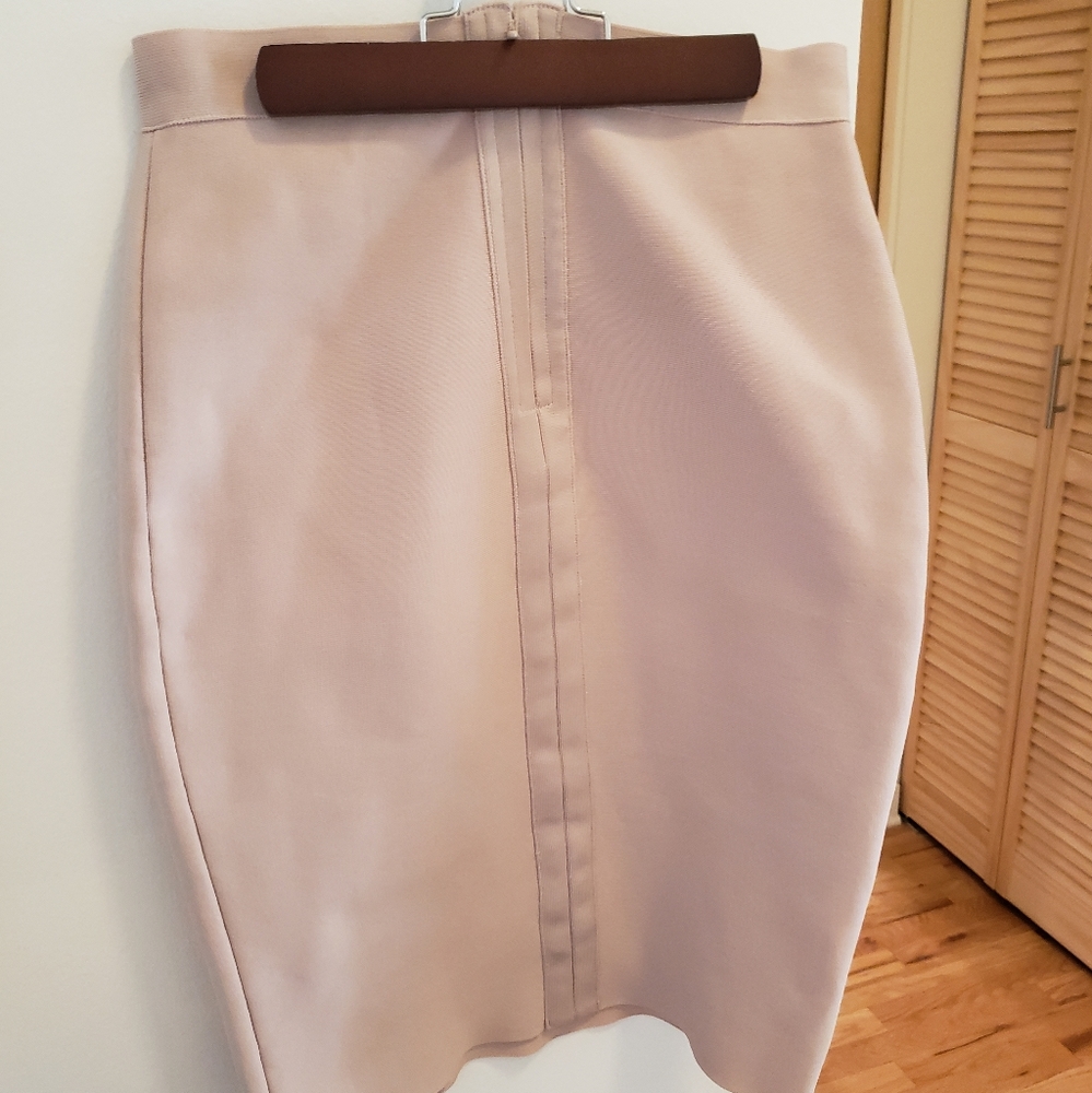 Light pink pencil skirt XS